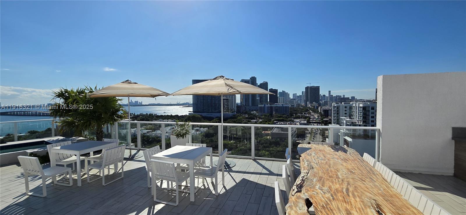 image Baltus House15