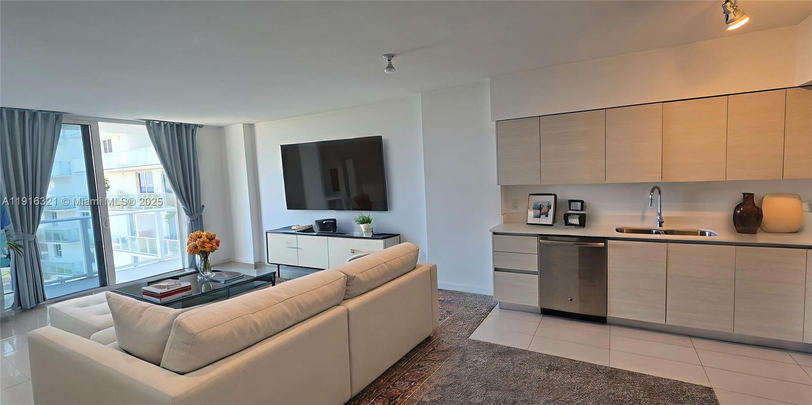 image Baltus House16