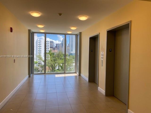 36 NW 6th Ave #808 Miami, FL 33128