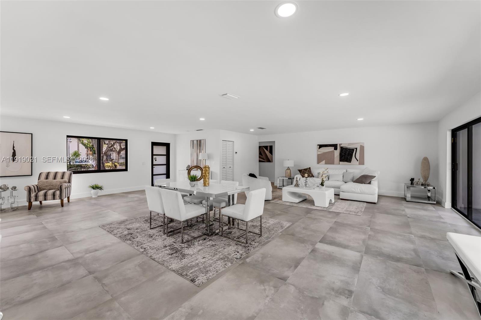 7120 SW 92nd Ave Miami, FL 33173