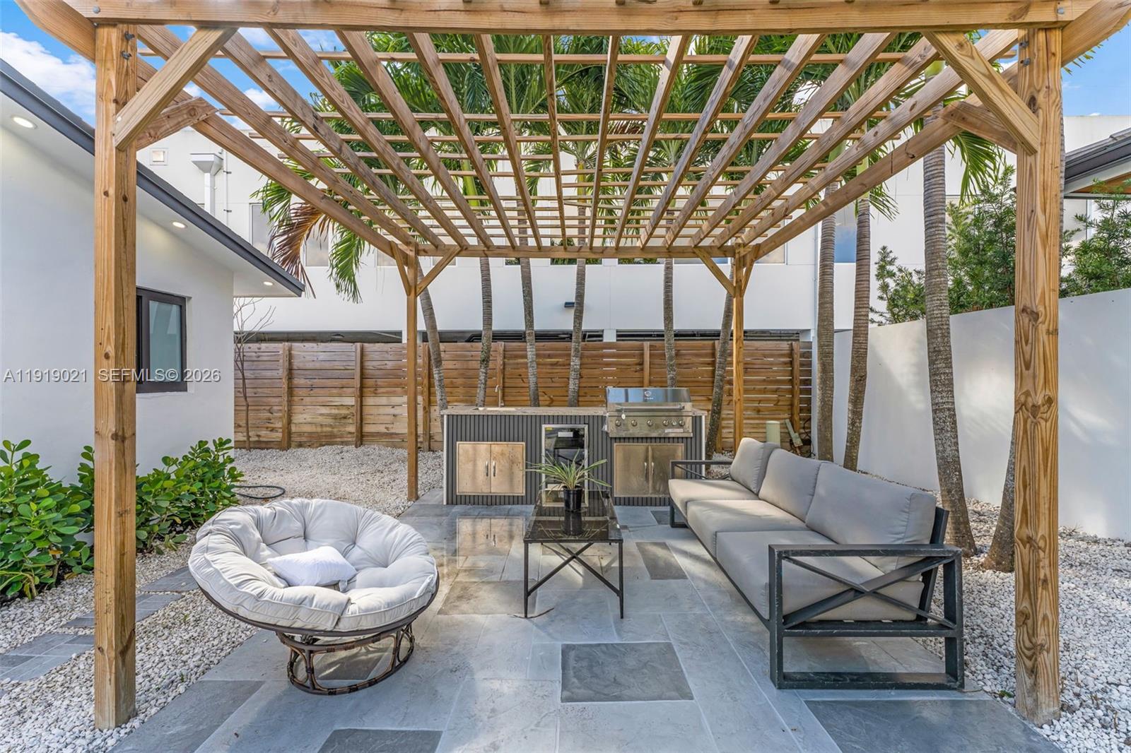 7120 SW 92nd Ave Miami, FL 33173