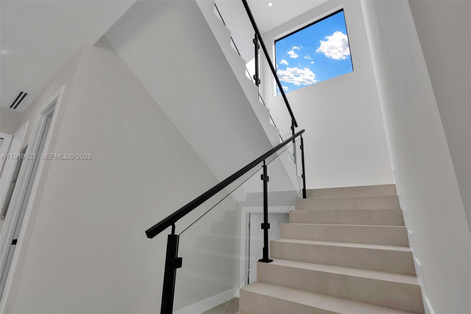 2324 SW 26th St Miami, FL 33133