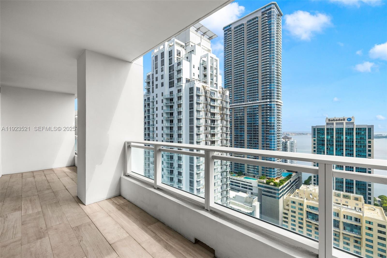 image The Bond on Brickell9