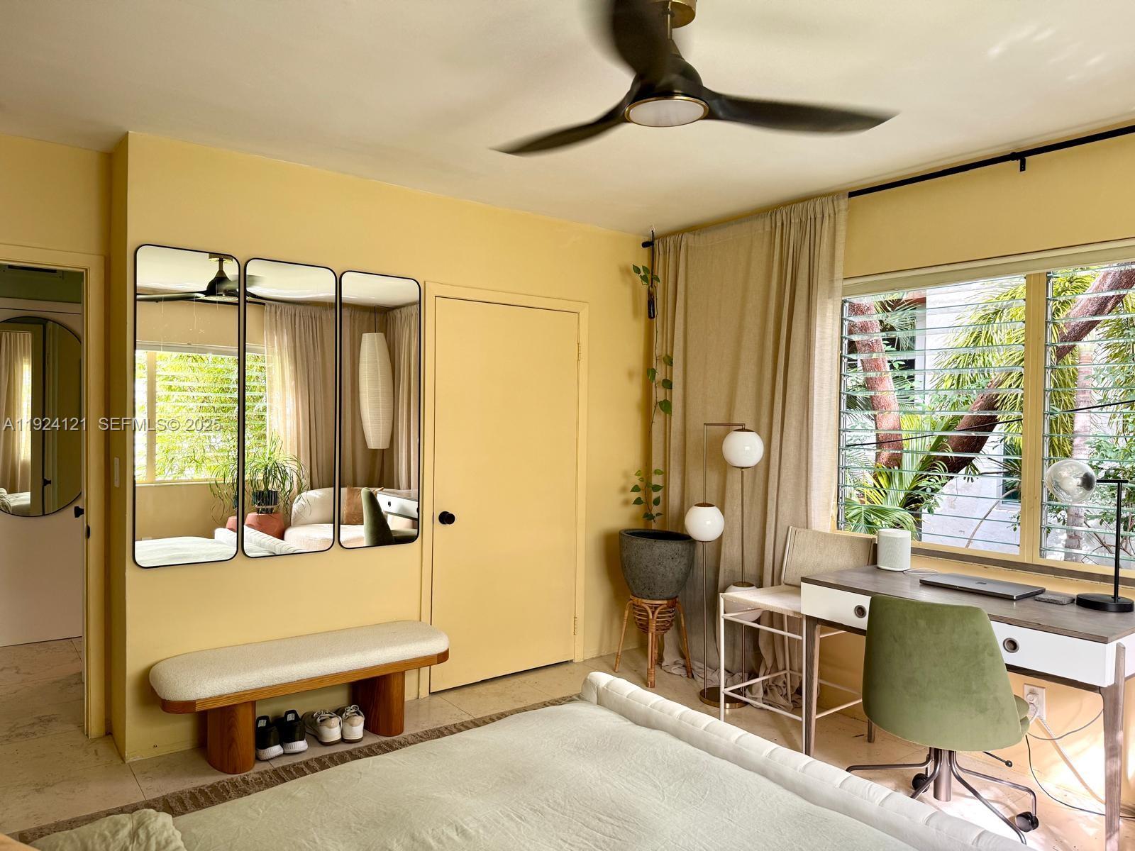 1127 Meridian Ave #8-1127 Miami Beach, FL 33139