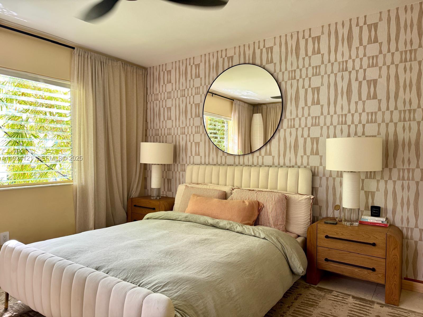 1127 Meridian Ave #8-1127 Miami Beach, FL 33139