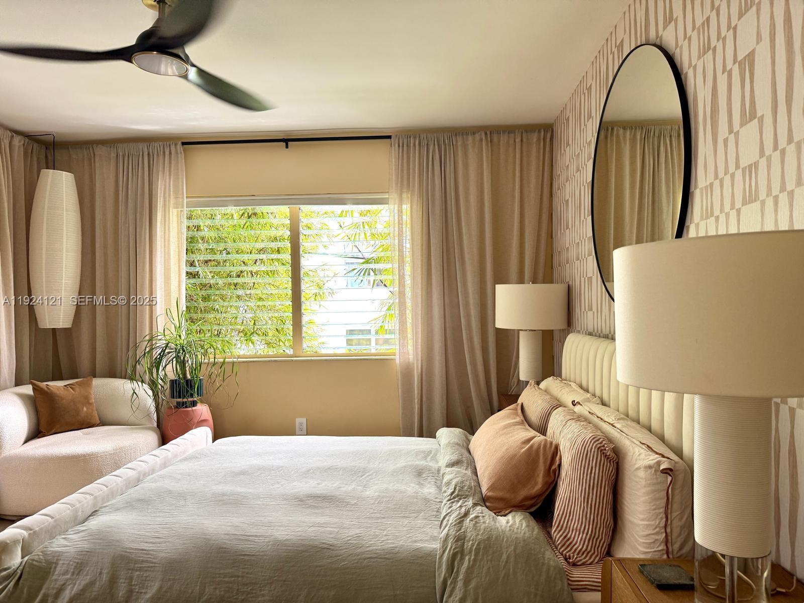 1127 Meridian Ave #8-1127 Miami Beach, FL 33139