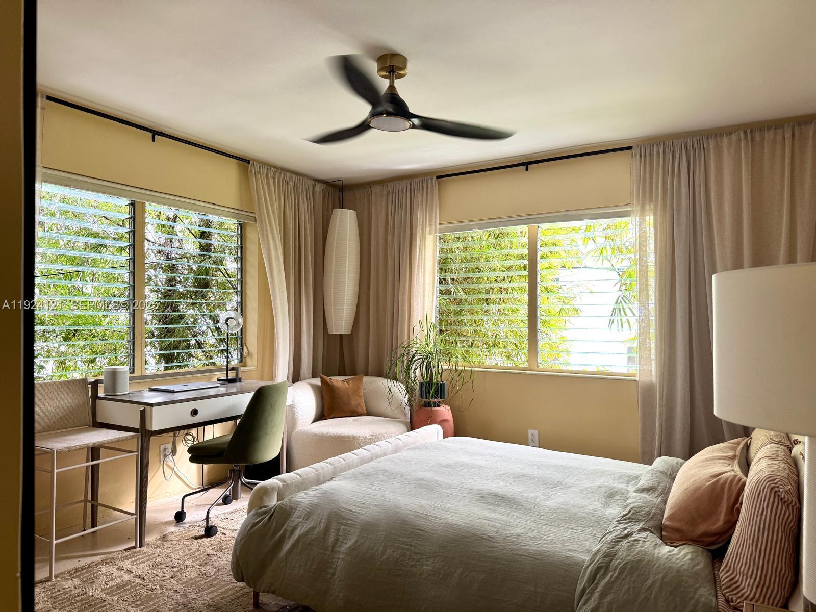 1127 Meridian Ave #8-1127 Miami Beach, FL 33139