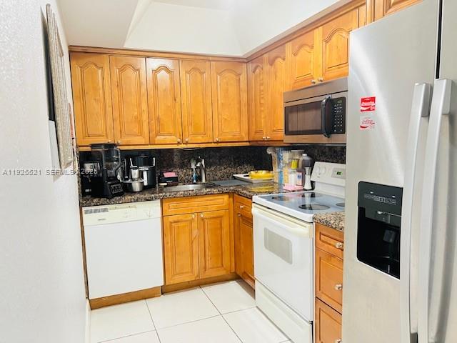 17530 NW 68th Ave #C2007 Hialeah, FL 33015