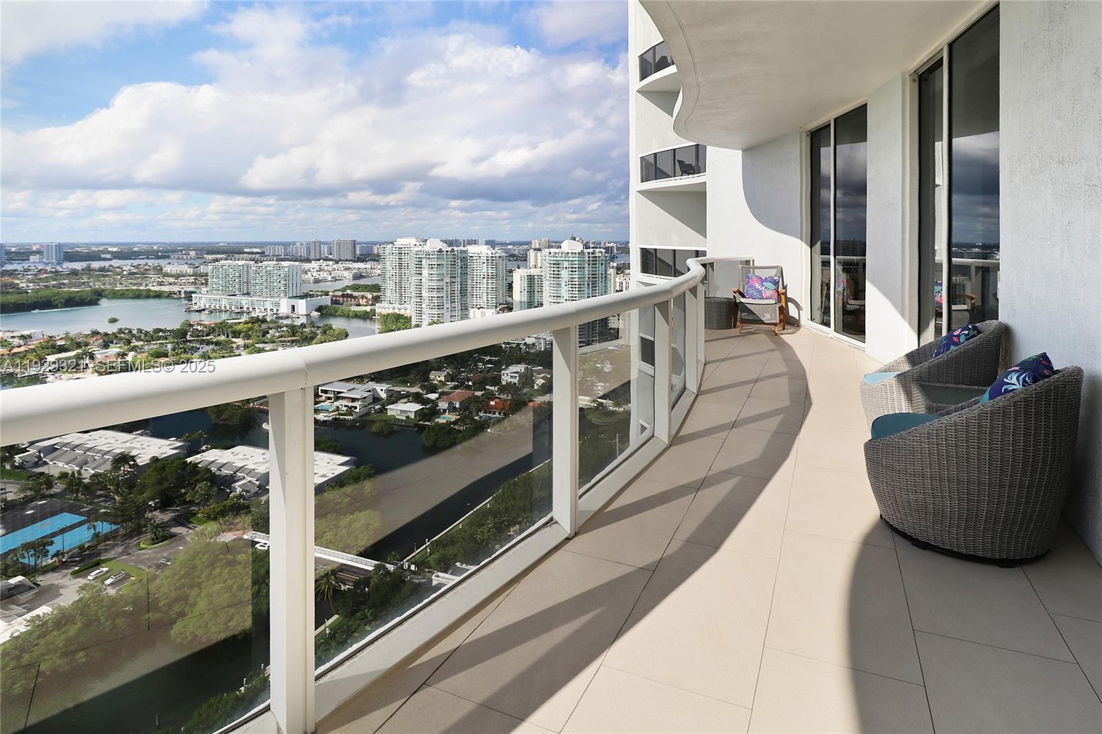 16001 Collins Ave #3005 Sunny Isles Beach, FL 33160