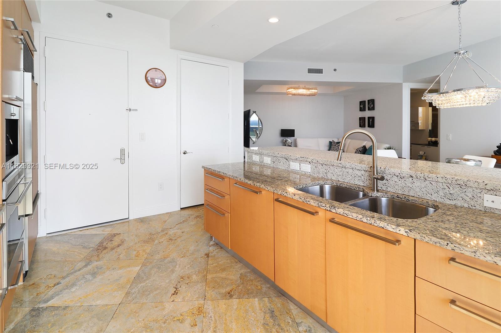 16001 Collins Ave #3005 Sunny Isles Beach, FL 33160