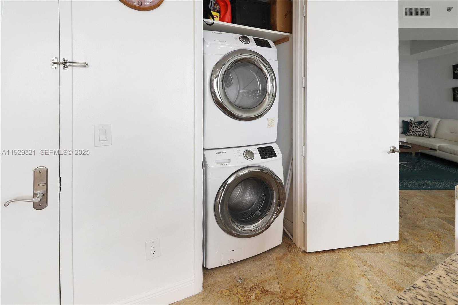 16001 Collins Ave #3005 Sunny Isles Beach, FL 33160