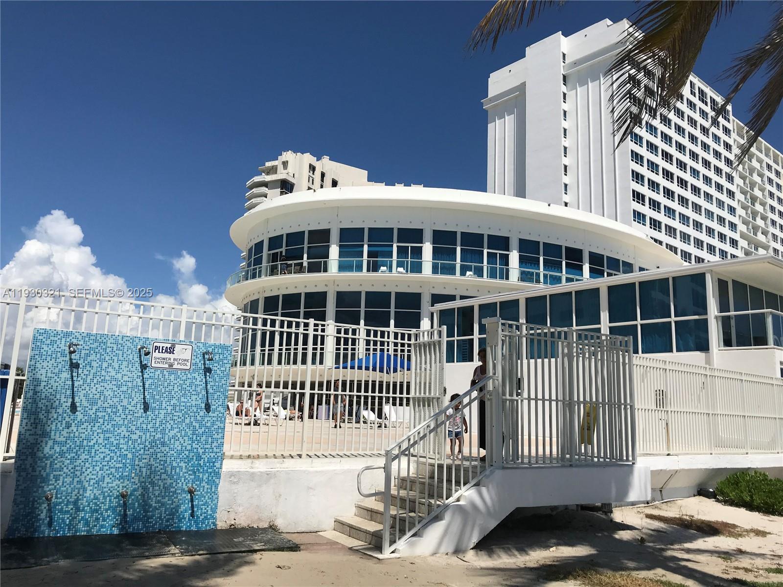 5445 Collins Ave #1506 Miami Beach, FL 33140