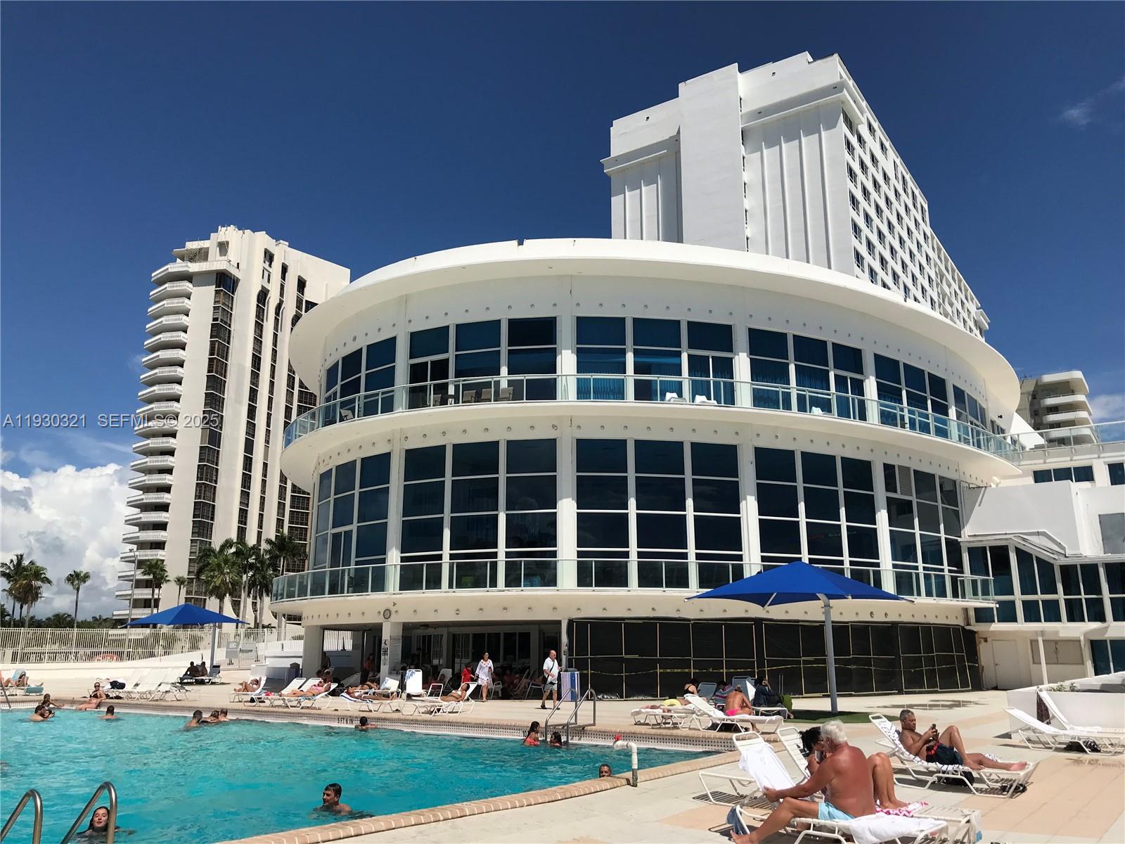 5445 Collins Ave #1506 Miami Beach, FL 33140