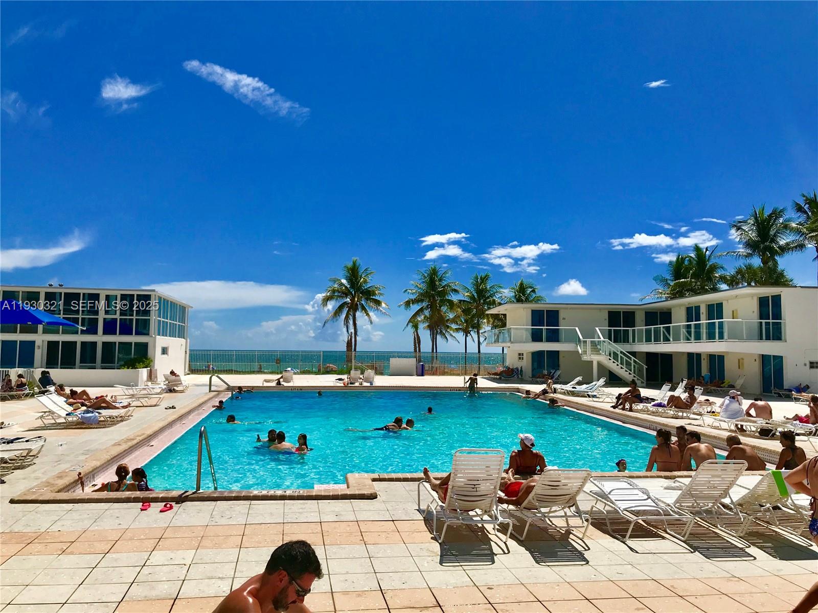 5445 Collins Ave #1506 Miami Beach, FL 33140