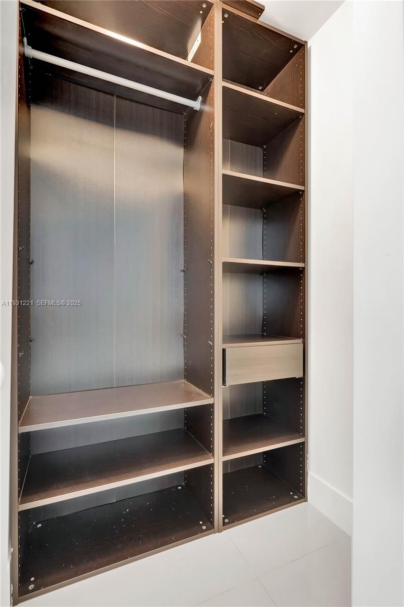 1300 Brickell Bay Dr #1704 Miami, FL 33131