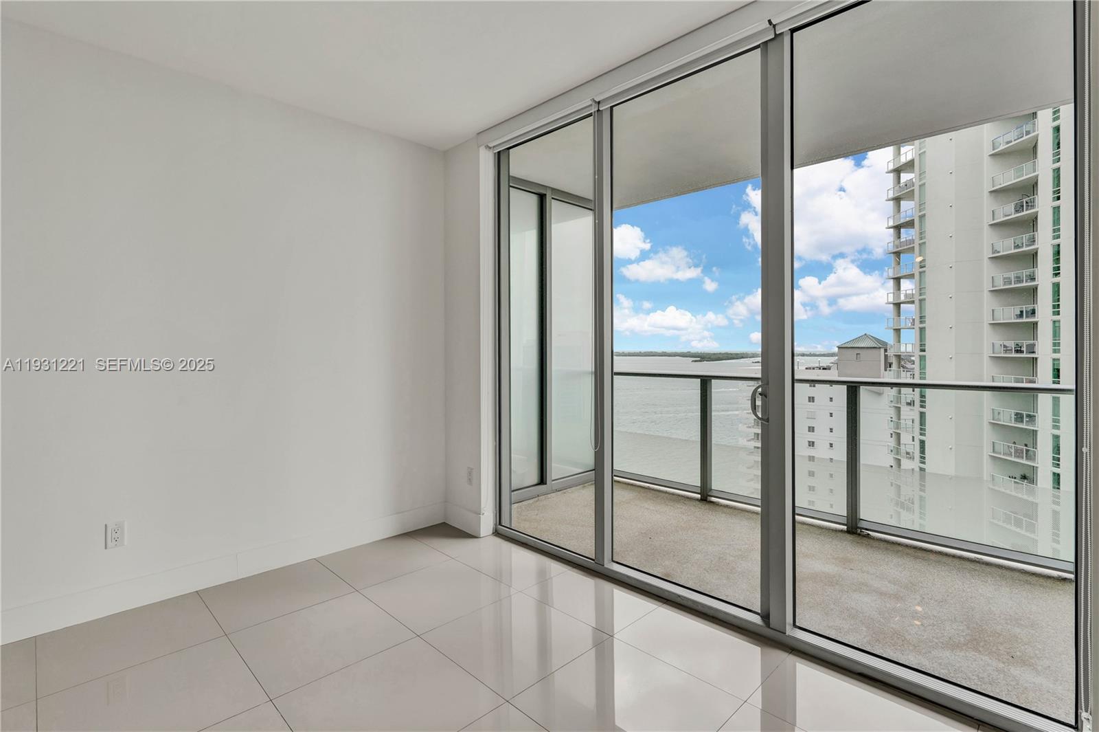 1300 Brickell Bay Dr #1704 Miami, FL 33131