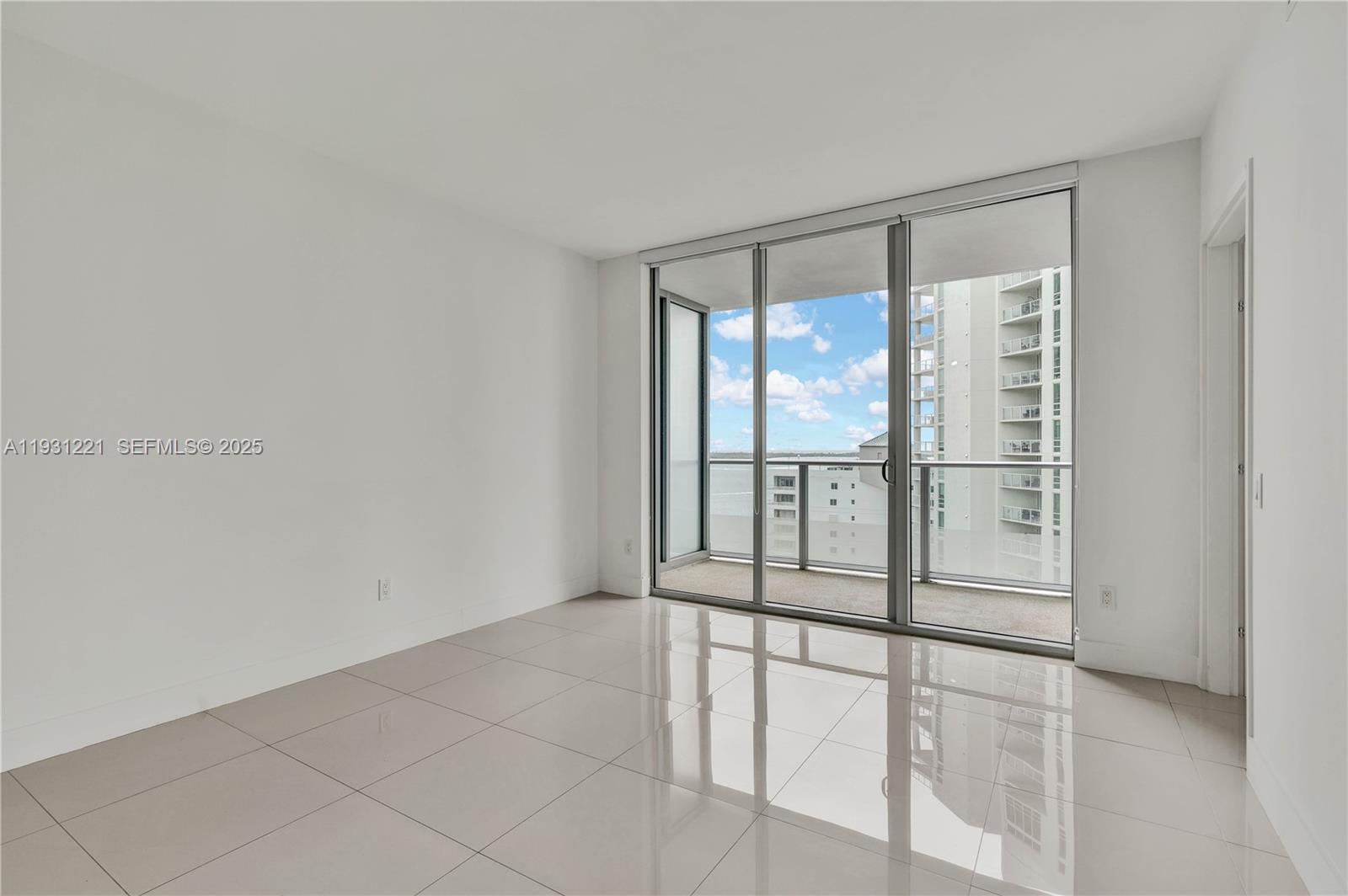 1300 Brickell Bay Dr #1704 Miami, FL 33131