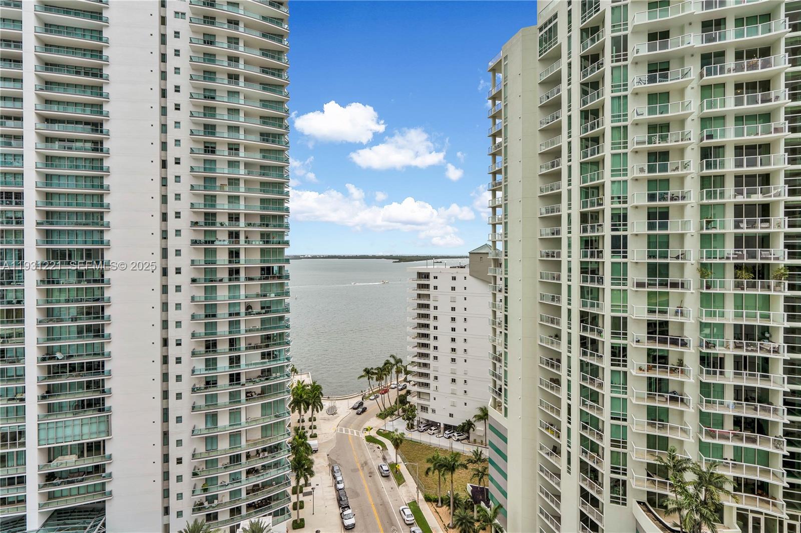 1300 Brickell Bay Dr #1704 Miami, FL 33131