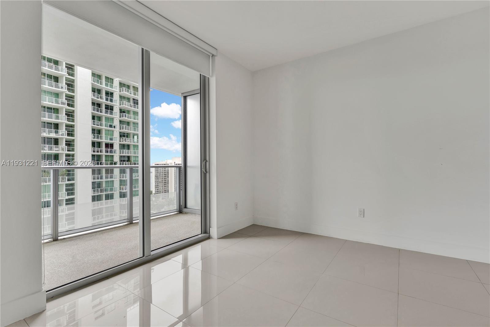 1300 Brickell Bay Dr #1704 Miami, FL 33131