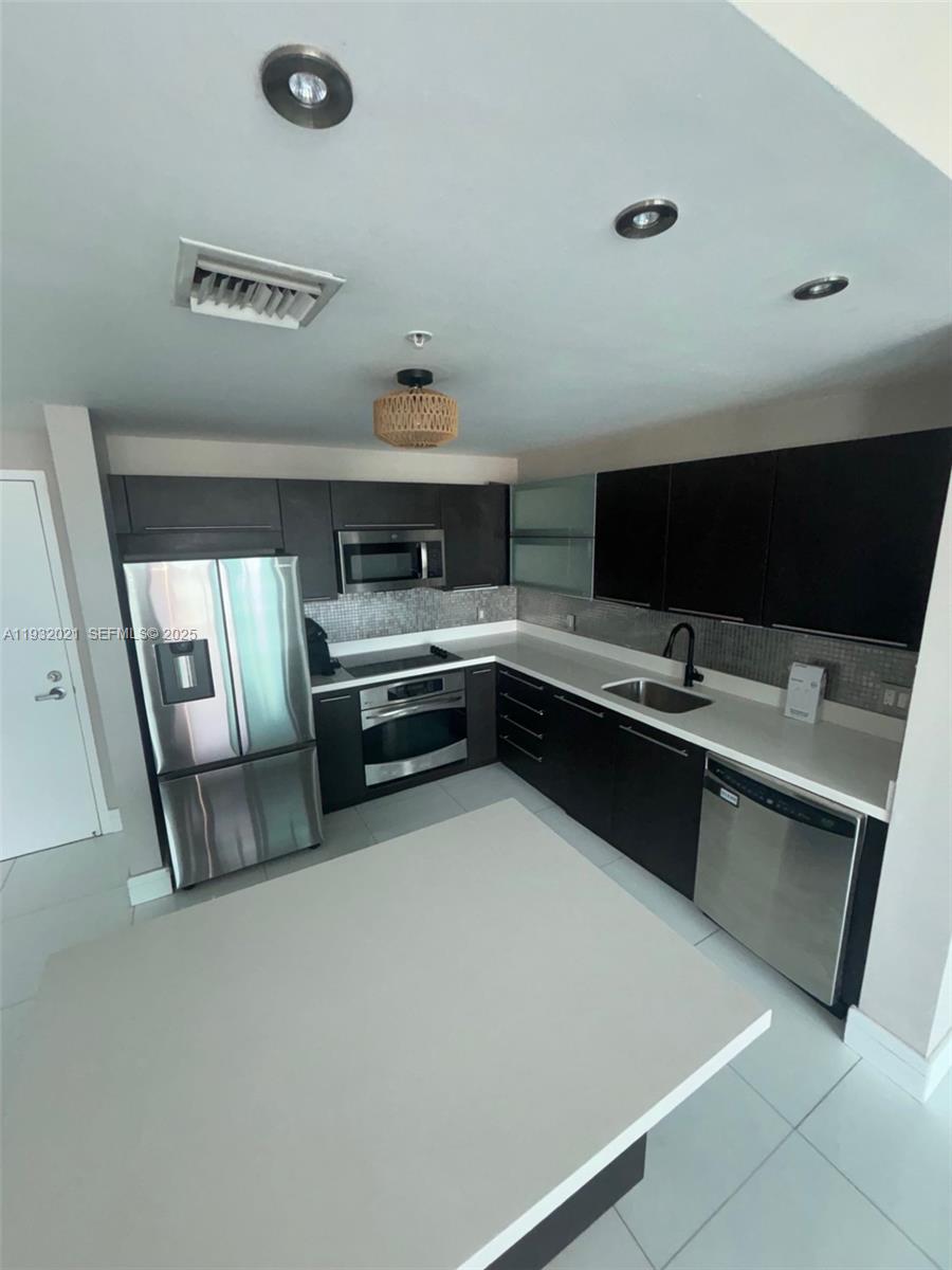 image The Ivy at Riverfront9