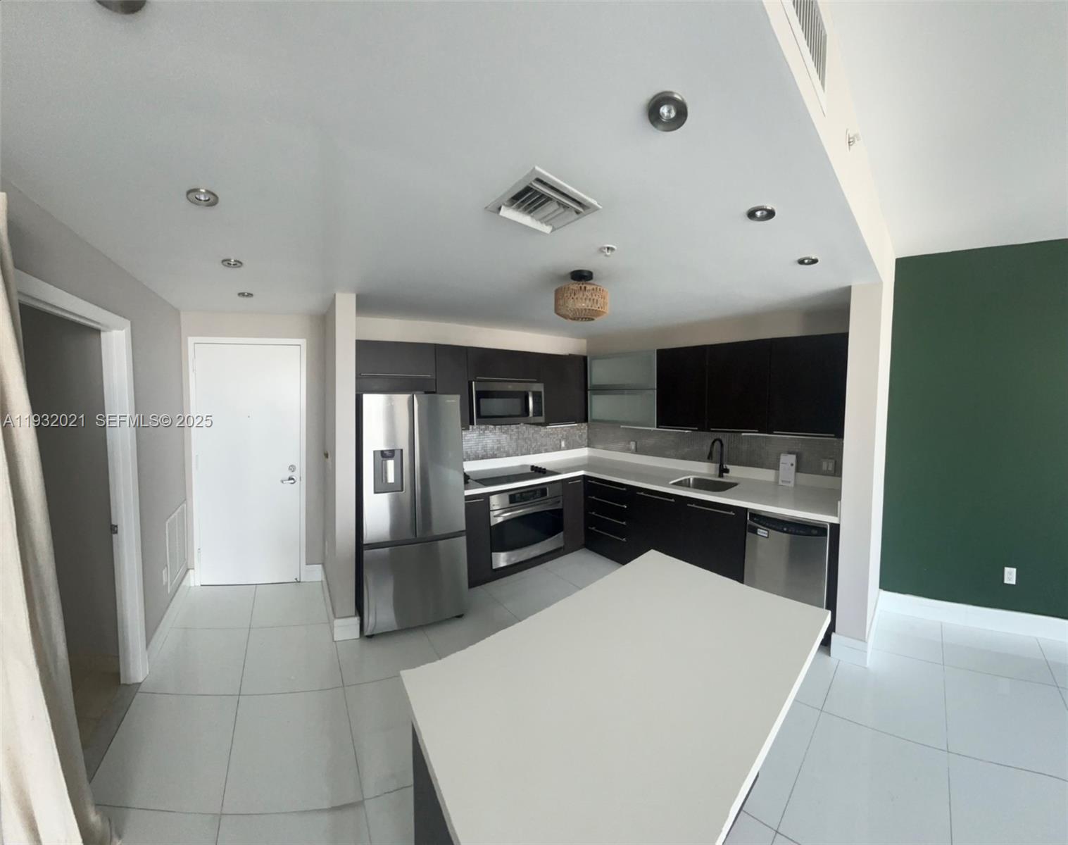 image The Ivy at Riverfront14