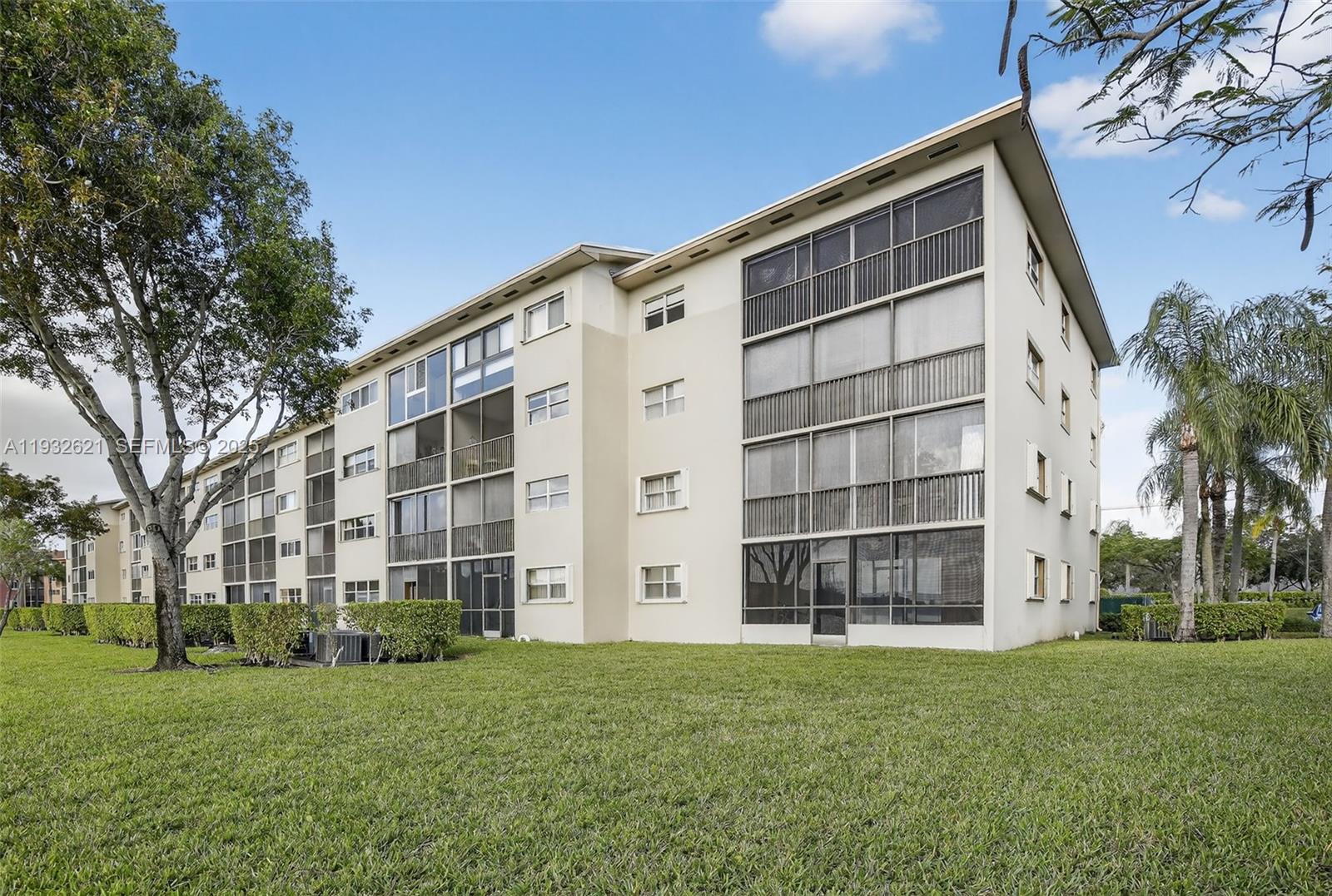 13800 SW 5th Ct #204M Pembroke Pines, FL 33027