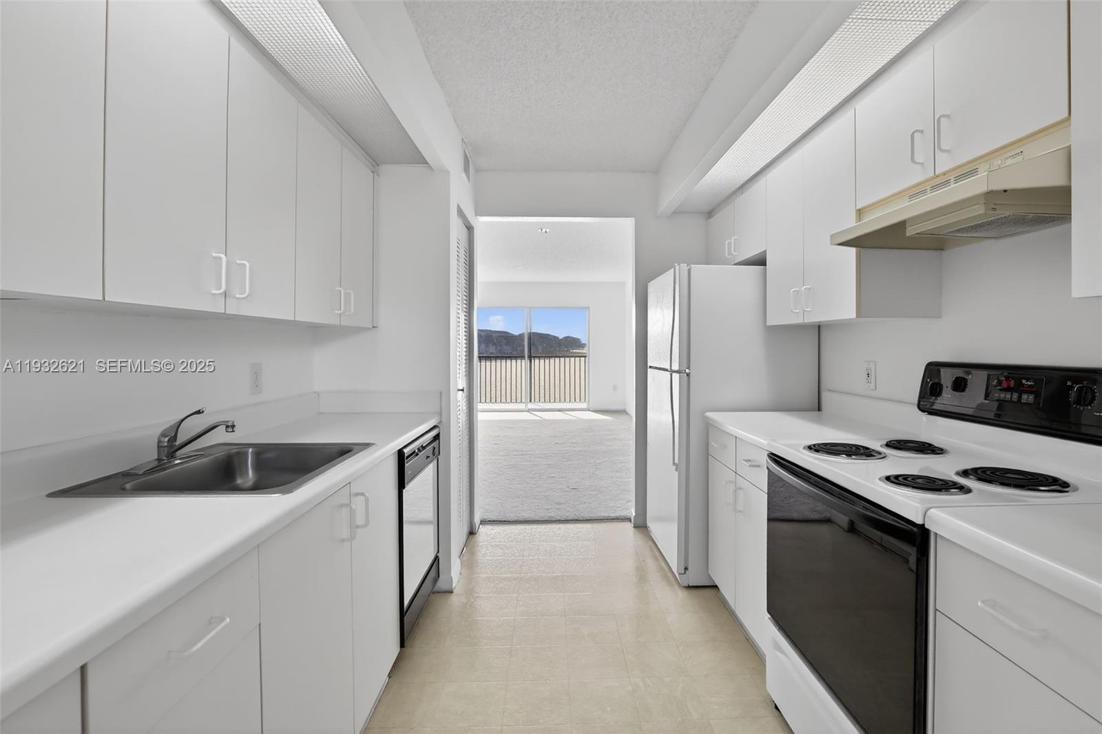 13800 SW 5th Ct #204M Pembroke Pines, FL 33027