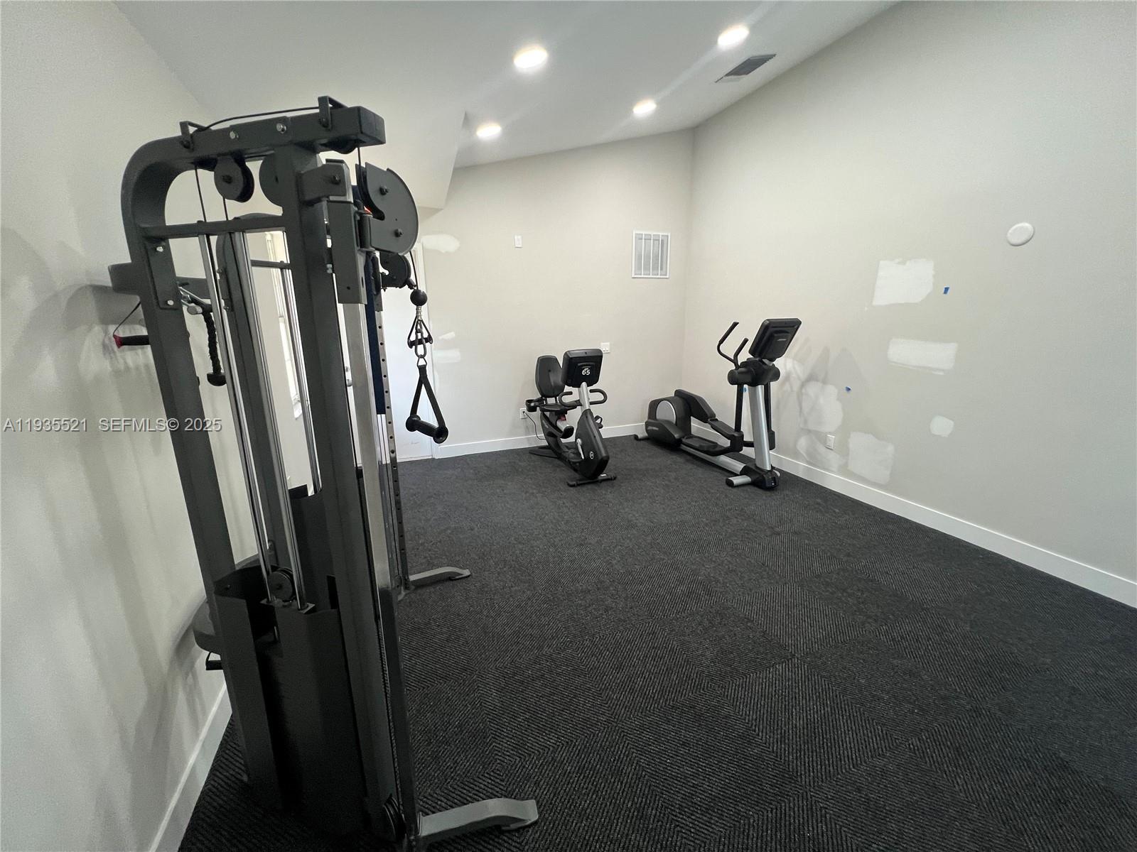 6900 SW 39th St #207J Davie, FL 33314