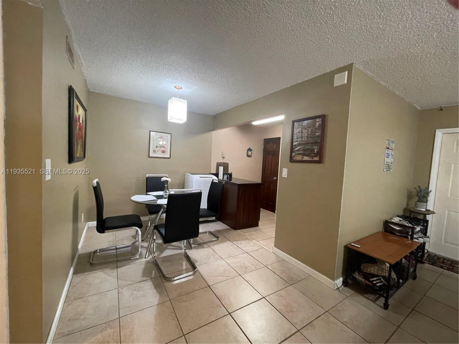 6900 SW 39th St #207J Davie, FL 33314