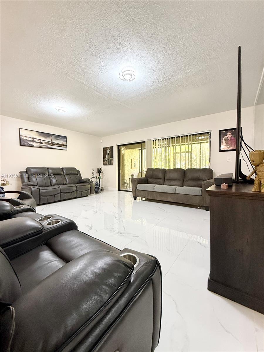 3536 Estepona Ave #21S2 Doral, FL 33178