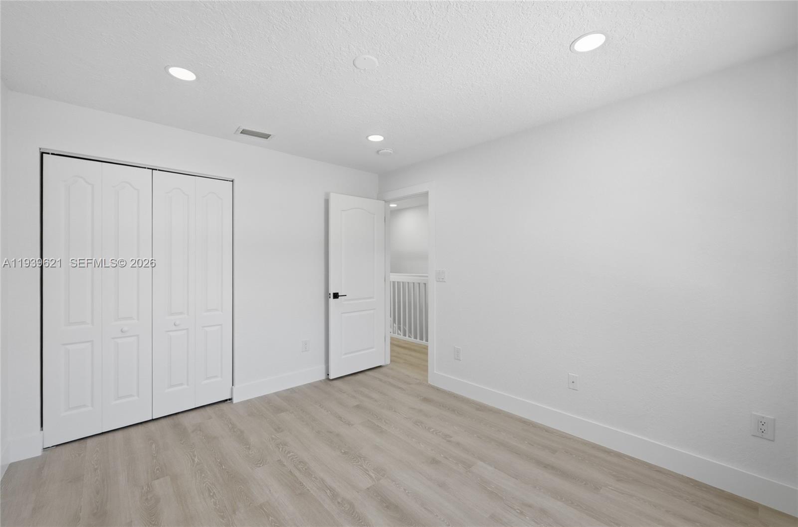 5703 NW 48th Ave Coconut Creek, FL 33073