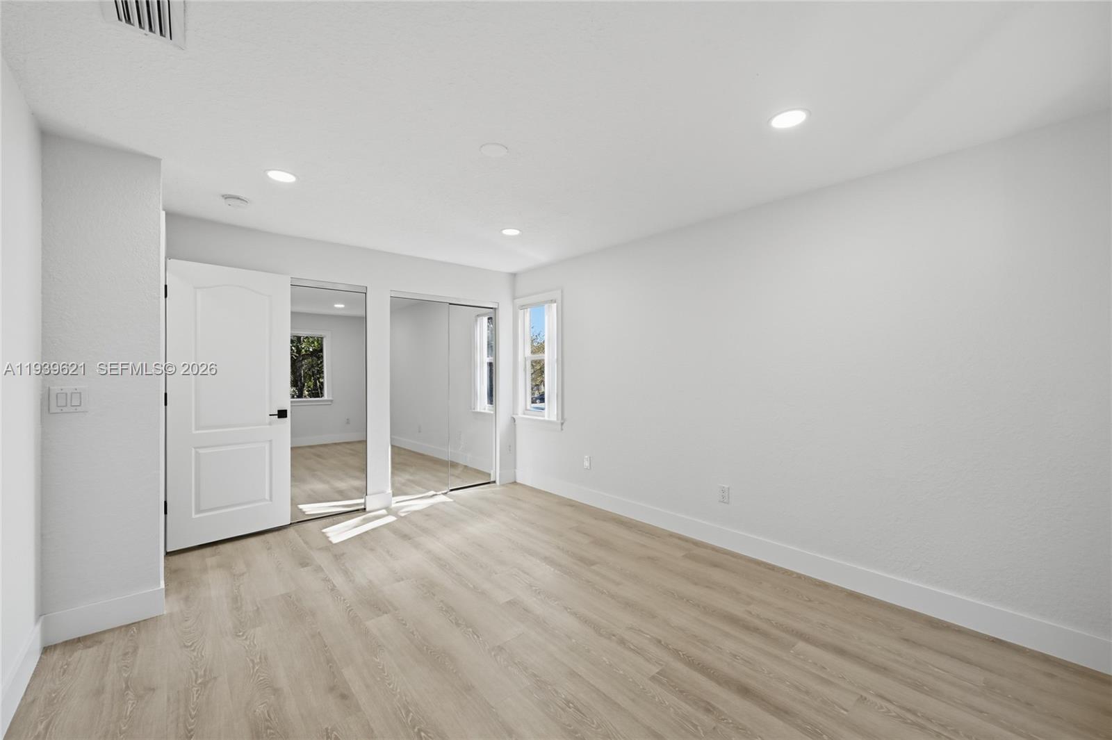 5703 NW 48th Ave Coconut Creek, FL 33073