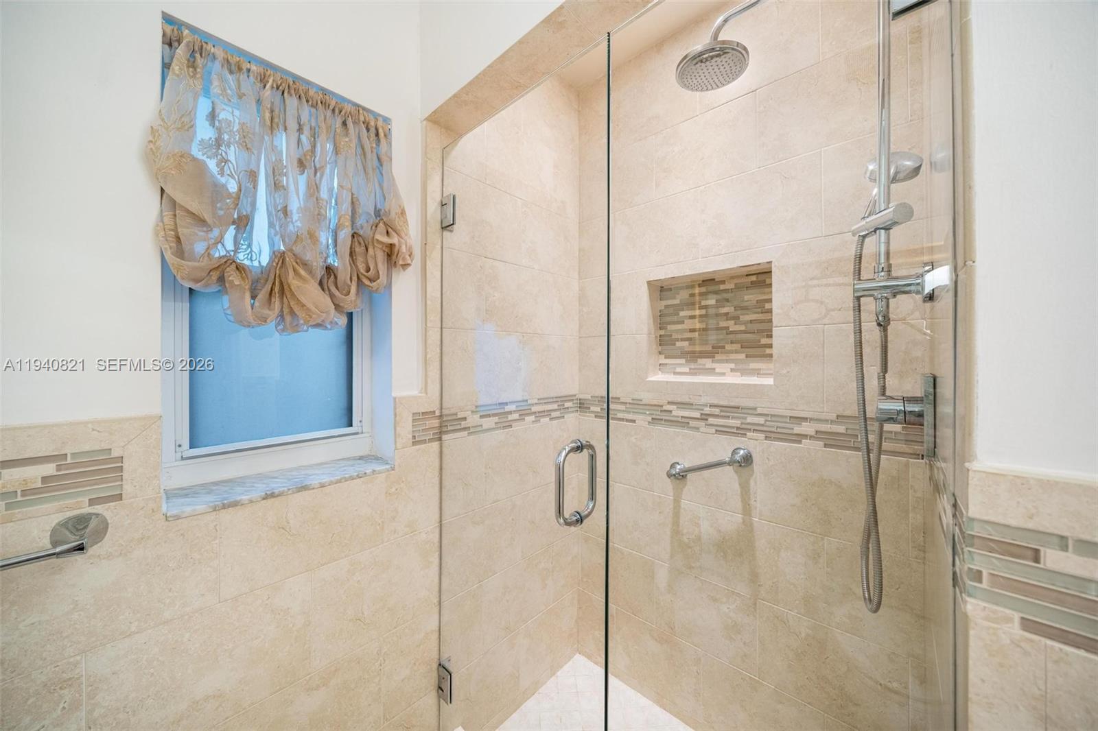 648 Sevilla Ave Coral Gables, FL 33134