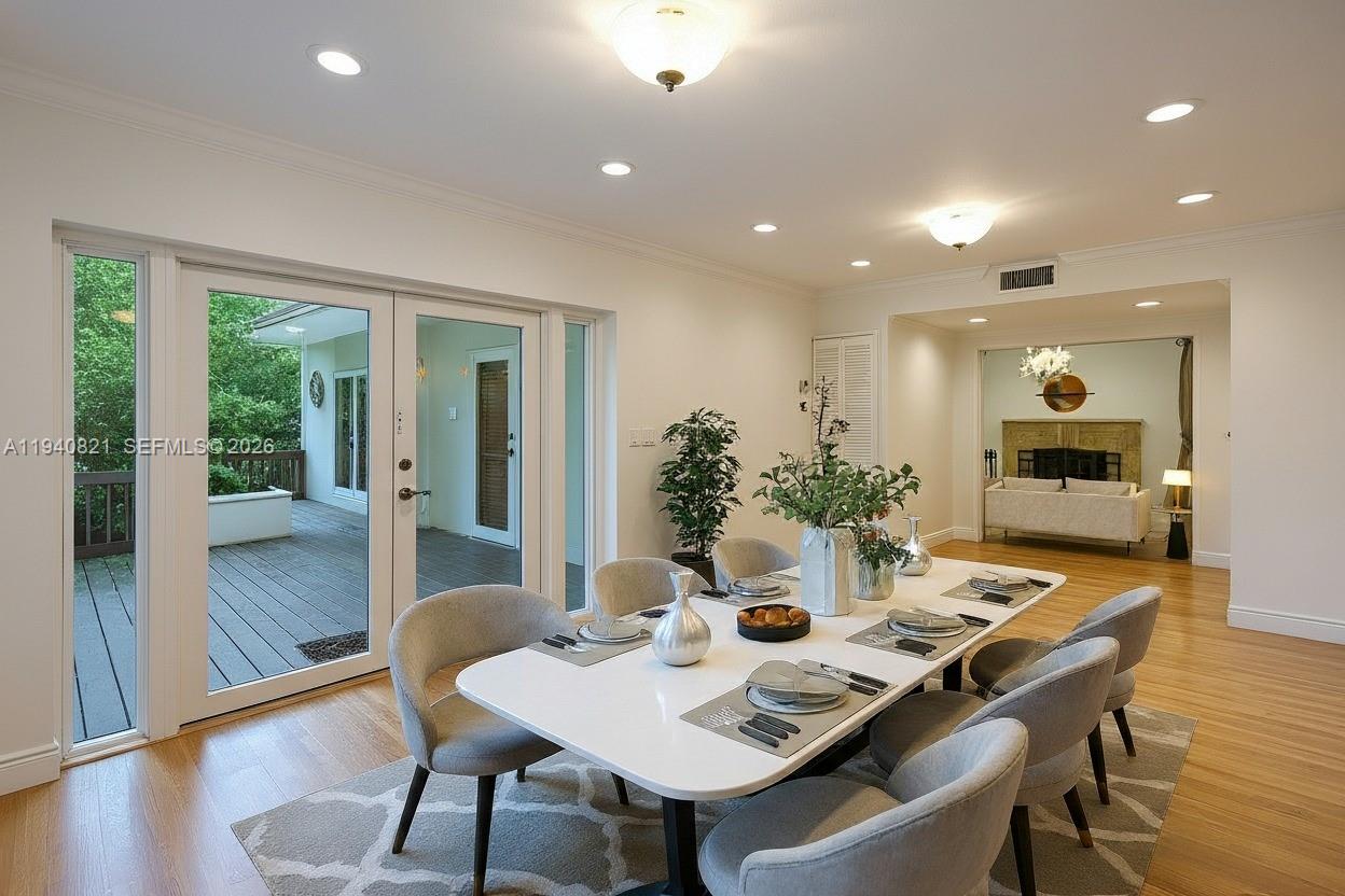 648 Sevilla Ave Coral Gables, FL 33134