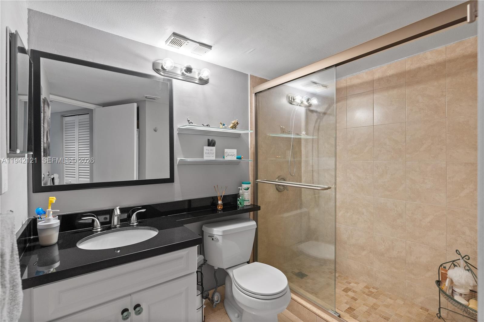 3600 Mystic Pointe Dr #309 Aventura, FL 33180