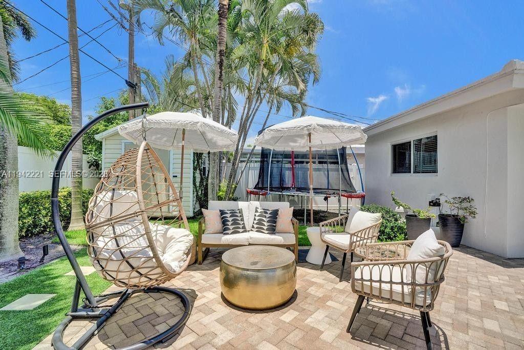 2080 NE 65th St Fort Lauderdale, FL 33308