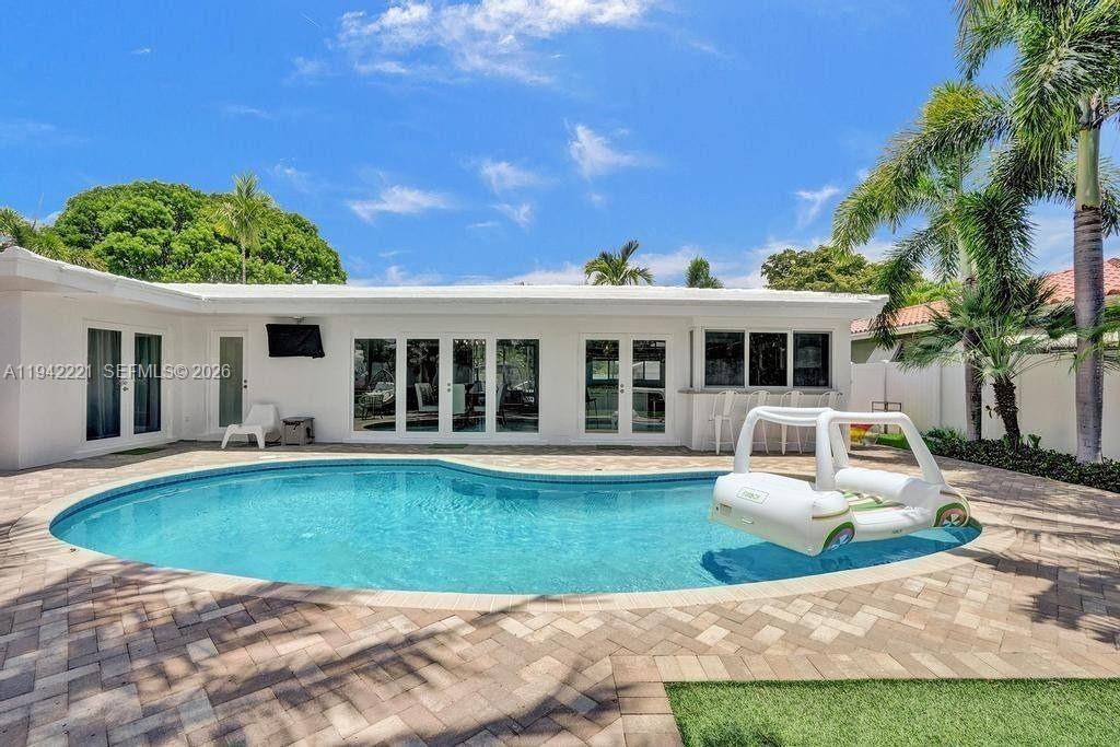 2080 NE 65th St Fort Lauderdale, FL 33308