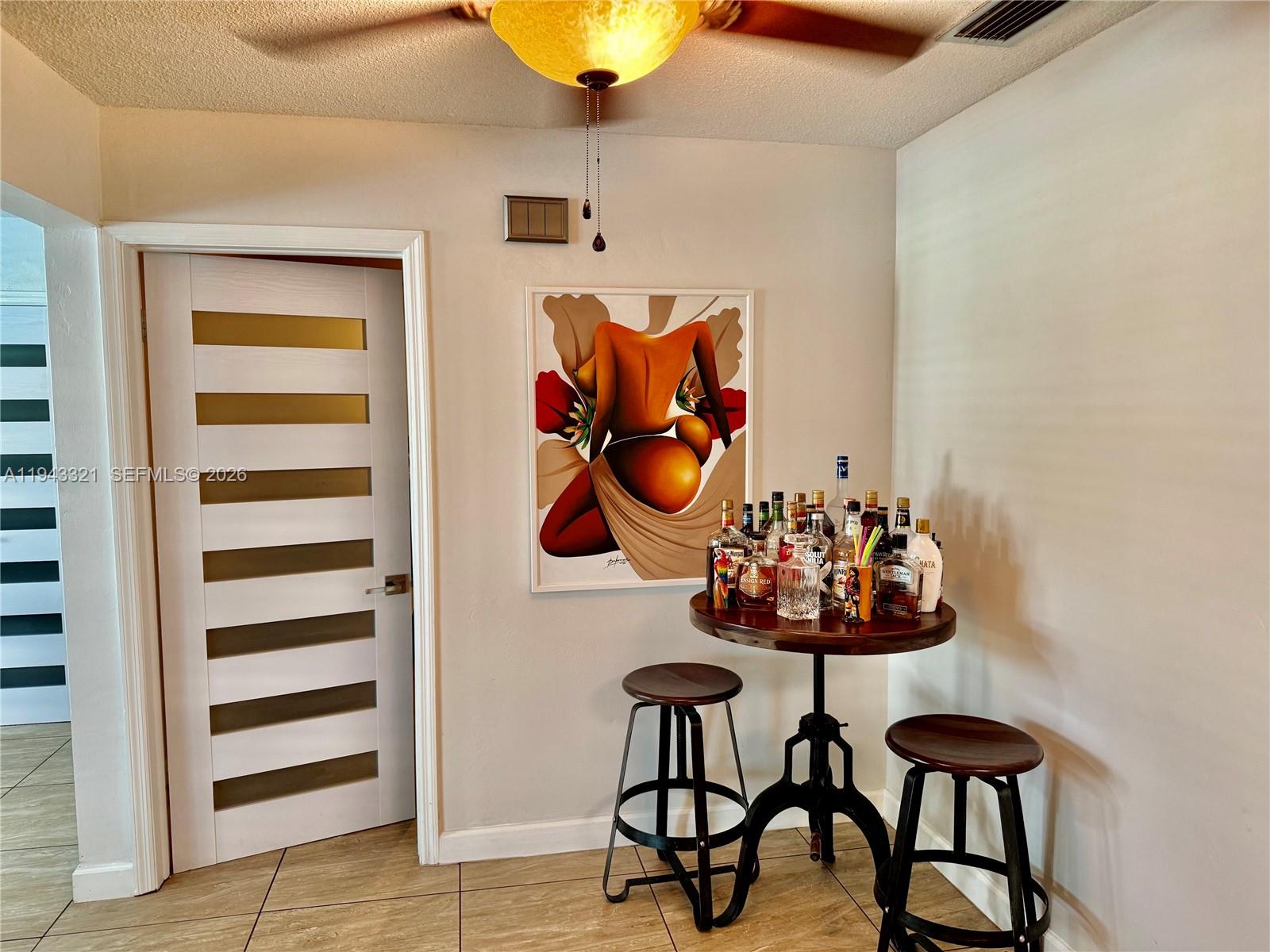 5921 SW 17th St Plantation, FL 33317