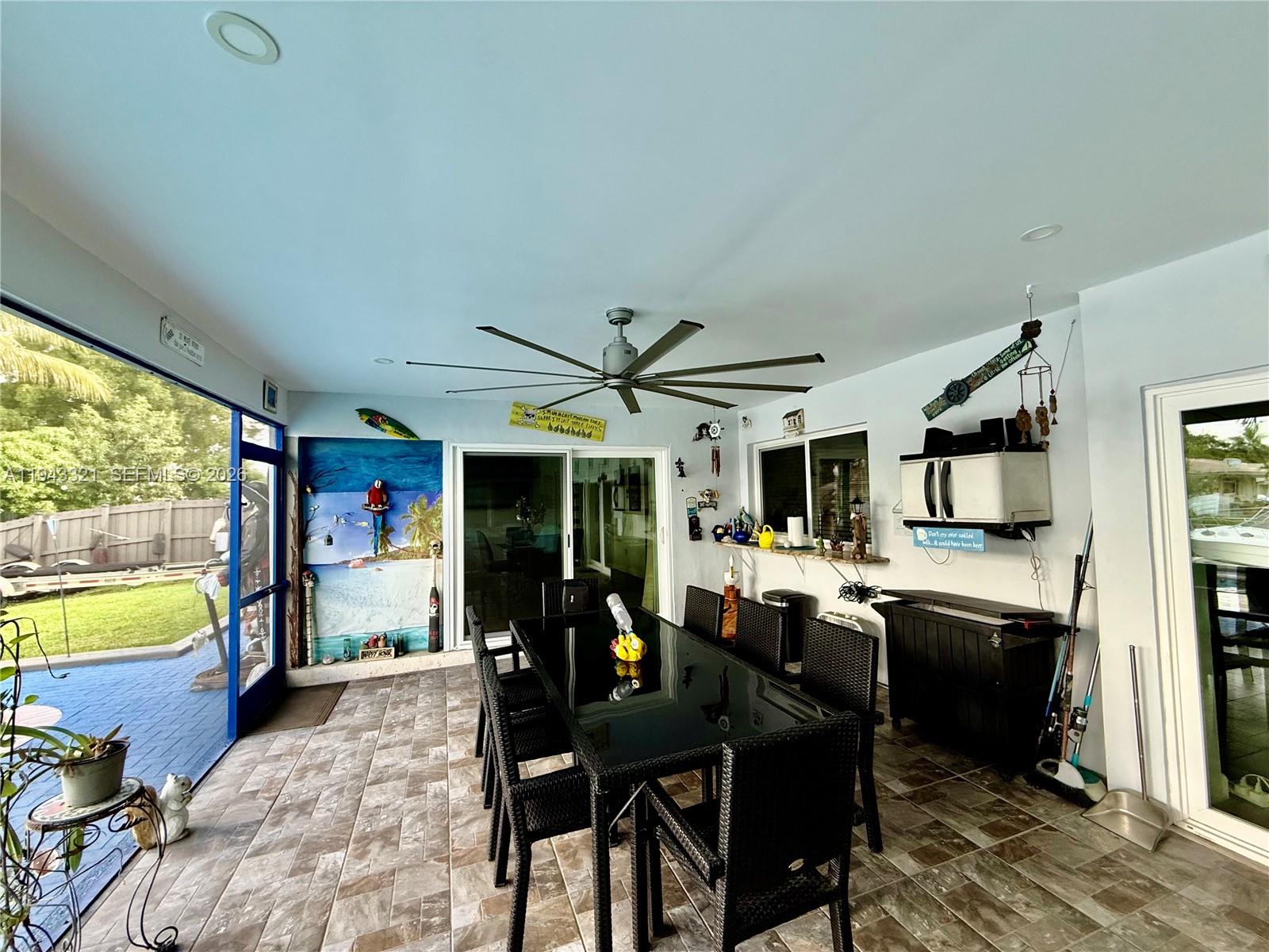 5921 SW 17th St Plantation, FL 33317