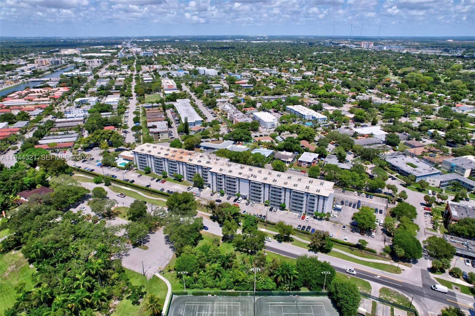 16851 NE 23rd Ave #619 North Miami Beach, FL 33160