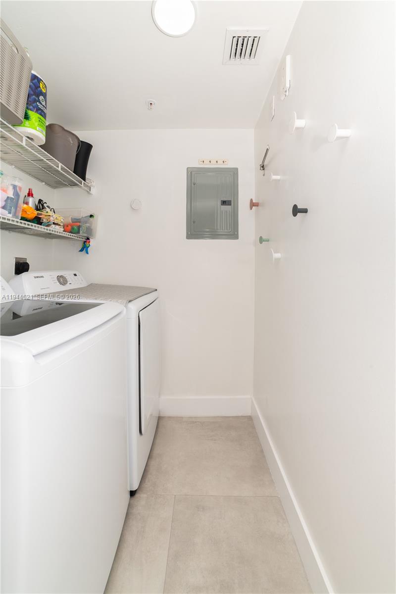 image Porto Bellagio Condo43