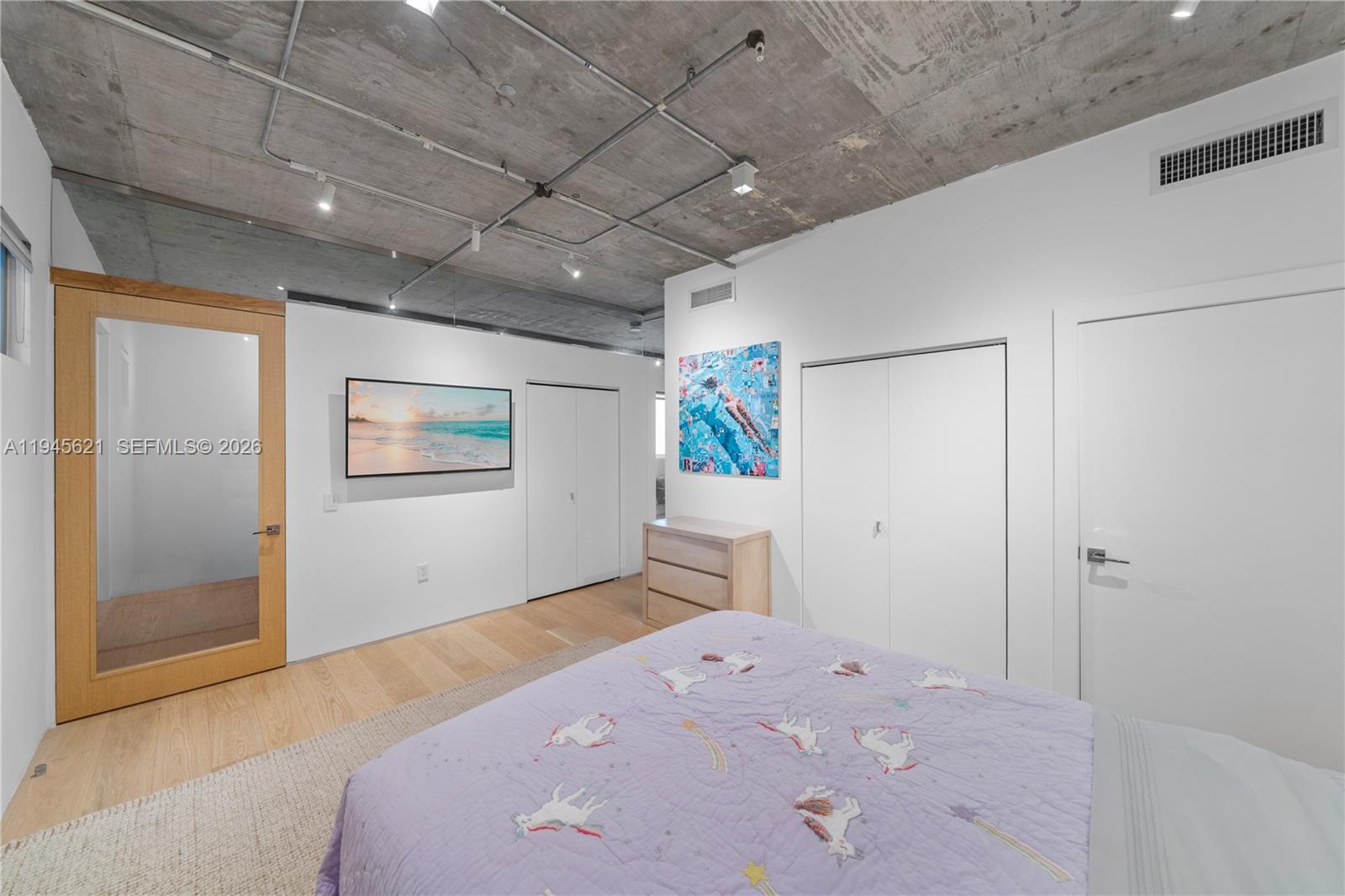 image The Montclair Condo15