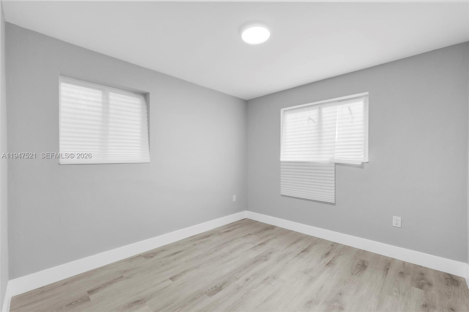 1011 NE 196th St Miami, FL 33179