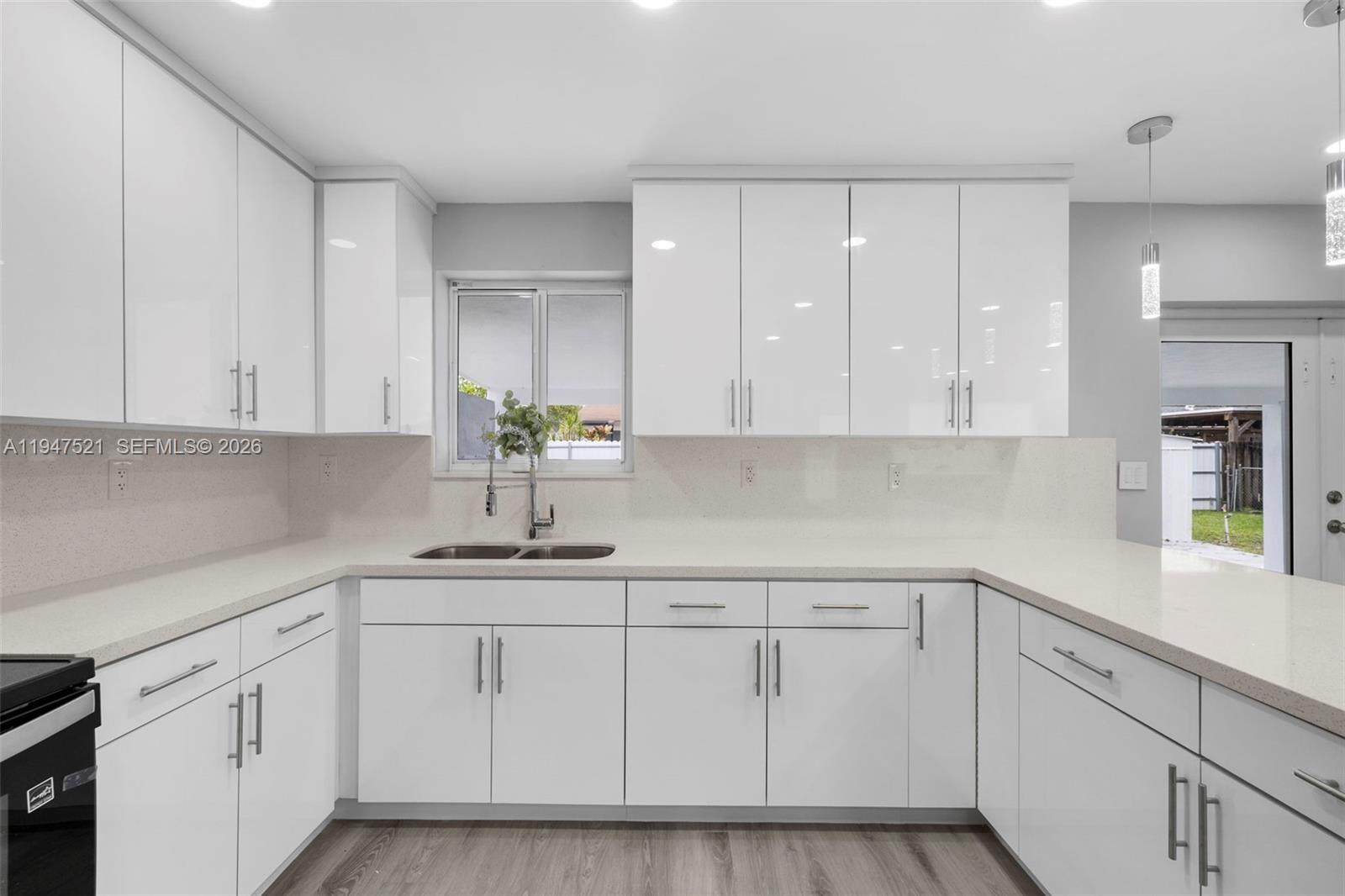 1011 NE 196th St Miami, FL 33179