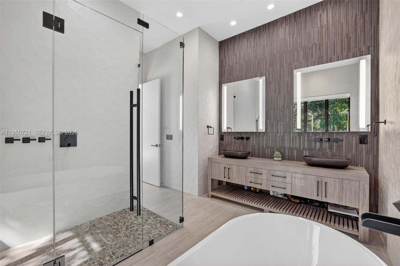 1529 SE 2nd Ct Fort Lauderdale, FL 33301