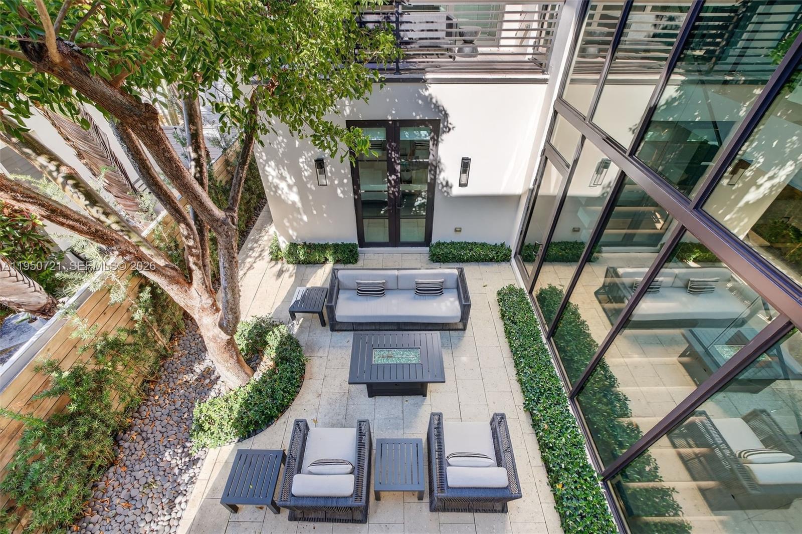 1529 SE 2nd Ct Fort Lauderdale, FL 33301