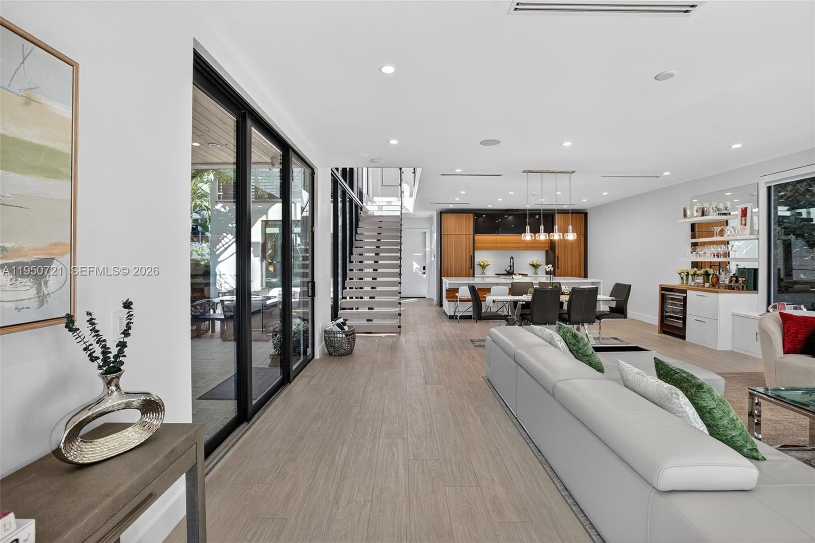 1529 SE 2nd Ct Fort Lauderdale, FL 33301