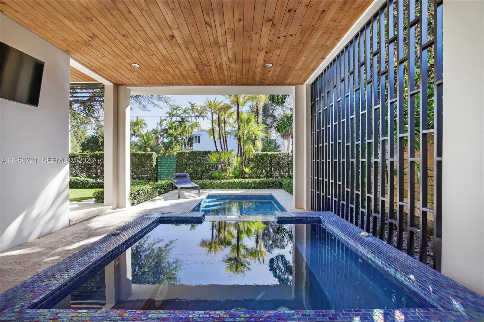 1529 SE 2nd Ct Fort Lauderdale, FL 33301