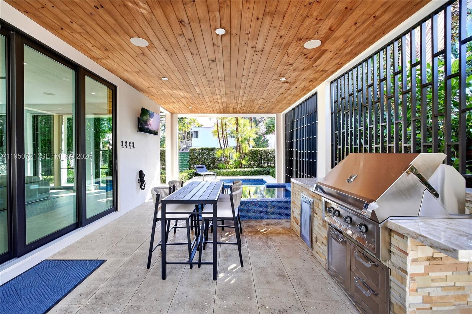 1529 SE 2nd Ct Fort Lauderdale, FL 33301