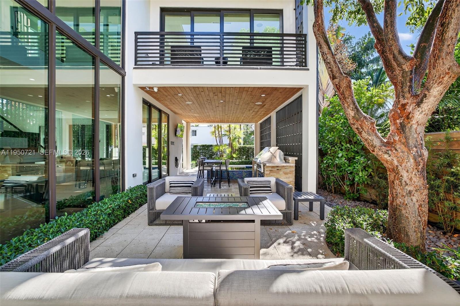 1529 SE 2nd Ct Fort Lauderdale, FL 33301